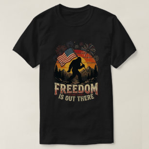 ビッグフット愛国的な独立記念日の夕焼け Tシャツ