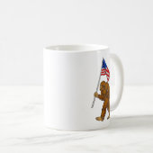 ビッグフット米国国旗 コーヒーマグカップ (正面右)