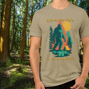 ビッグフット キャンプ 森林 山 おもしろ 誕生日 トライブレンドTシャツ