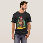 ビッグフット クリスマスツリー サンタ帽子 (2) Tシャツ (正面フル)