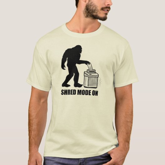 ビッグフット シュレッドモード オン Tシャツ (正面)