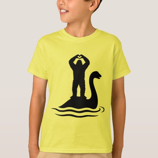 ビッグフット ネッシー Tシャツ (正面)