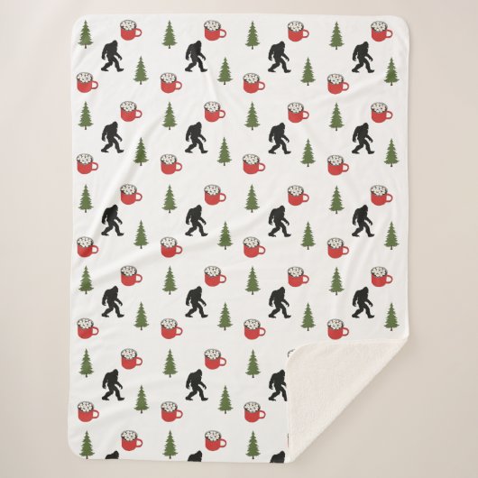 ビッグフット、ホットココア、松の木、アウトドア シェルパブランケット (正面)