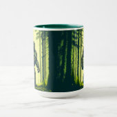 ビッグフット 森を散歩 マグカップ (中央)