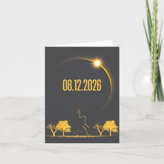 ビッグフット 08.12.26 皆既日食 2026 カード (正面)