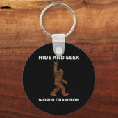 ビッグフートハイドアンドシークワールドチャンピオンおもしろいことわざBi キーホルダー (裏面)