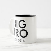 ビッグブラザーマグ |新生児妊娠パーソナライズされた ツートーンマグカップ (正面左)