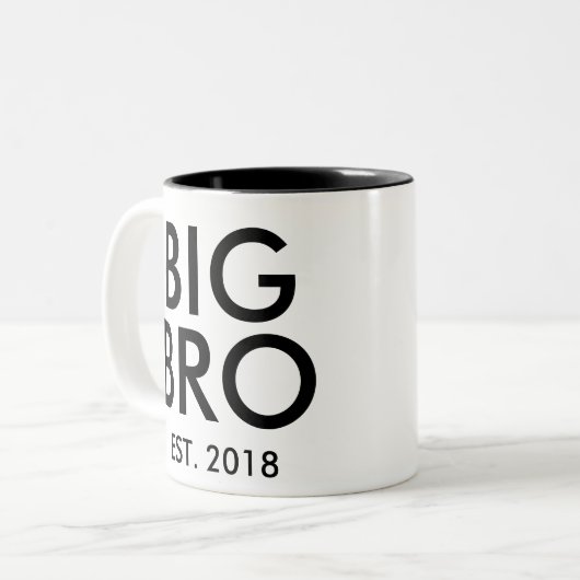 ビッグブラザーマグ |新生児妊娠パーソナライズされた ツートーンマグカップ (正面左)