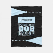 ビッグブラザー名前をカスタムするブラックブルー フリースブランケット (正面)