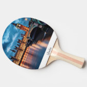 ビッグベン、ロンドン。 卓球ラケット (横)