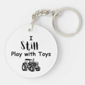 ビッグボーイ引用文：私はまだ遊おもちゃと（トラクター） キーホルダー (裏面)