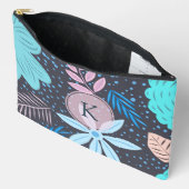 ビッグモダンブルーフラワーパターンピンクモノグラム アクセサリーポーチ (見開き)