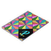 ビッグモノグラムとパターンの明るいウェッジ ノートブック (左側)