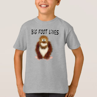ビッグ足はTシャツを生きる Tシャツ