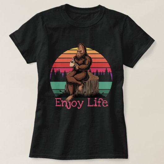 ビッグ足楽しむライフ Tシャツ (デザイン正面)