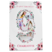 ビッグ9誕生日ガールフォトコラージピンクフラワー ミディアムペーパーバッグ (正面)