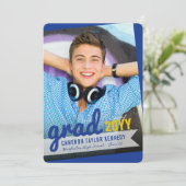 ビッグ・グラッド・スクライブズモダン写真卒業パーティー 招待状 (スタンド正面)