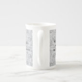 「ビッグ・シスターズ」 – カニの草の命!パーソナライズ可能 ボーンチャイナマグカップ (裏面)