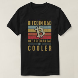 ビットコインパパクール- Crypto Tech-Savvy Fatherデザイン Tシャツ