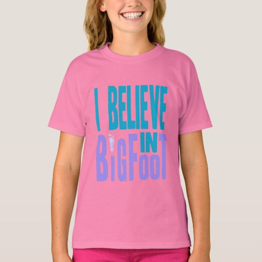 ビッ信じグ・フット！ Tシャツ (正面)