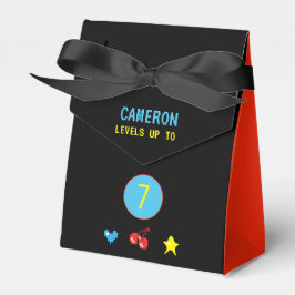 ビデオゲーマー レッド ブラック アーケード 7歳の誕生日 フェイバーボックス