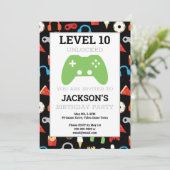 ビデオゲームパーティーレベルアップ!子供の誕生日ゲーマー 招待状 (スタンド正面)