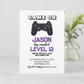 ビデオゲームレベルアップミニマル誕生日 招待状 (スタンド正面)