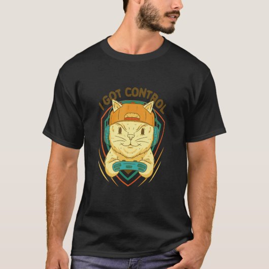 ビデオゲーム得用のゲームマスター猫を制御する Tシャツ (正面)