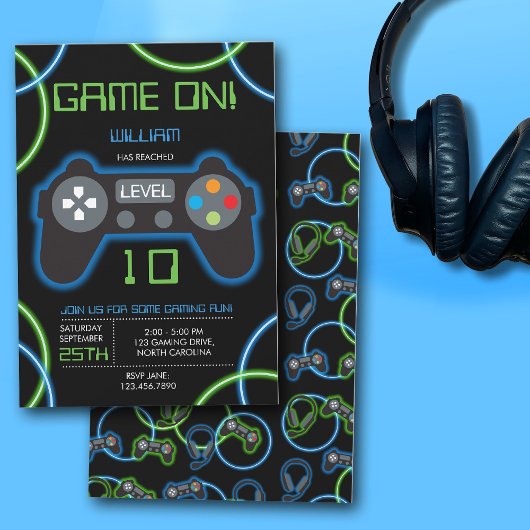 ビデオゲーム ネオン ブルー & グリーン 誕生日パーティー 招待状