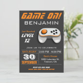 ビデモダンオゲームオレンジ子供の誕生日パーティー 招待状 (スタンド正面)