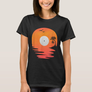 ビニールレコードレトロディスクシービーチターンテーブルDesig Tシャツ