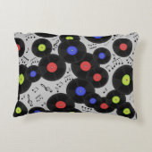 ビニール製のレコードや音符を使ったシームレスなパターン。  アクセントクッション (裏面)