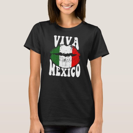 ビバメキシコ国旗の唇ラティーノマラカスCinco Tシャツ (正面)