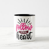 ビブ前向きス | やる気を起こさせる引用文 ツートーンマグカップ (中央)