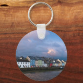 ビューからCladagh of The Long Walk and Old Quays キーホルダー (正面)