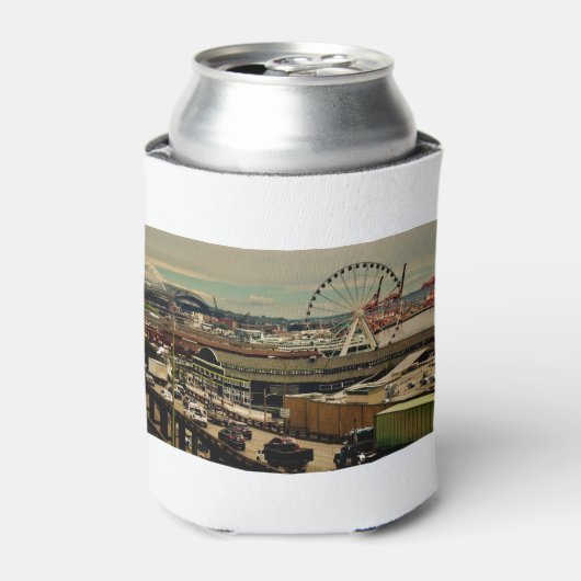 ビューオブホテルレイニアーズfromパイクプレイスパブリックマルケ 缶クーラー (缶正面)