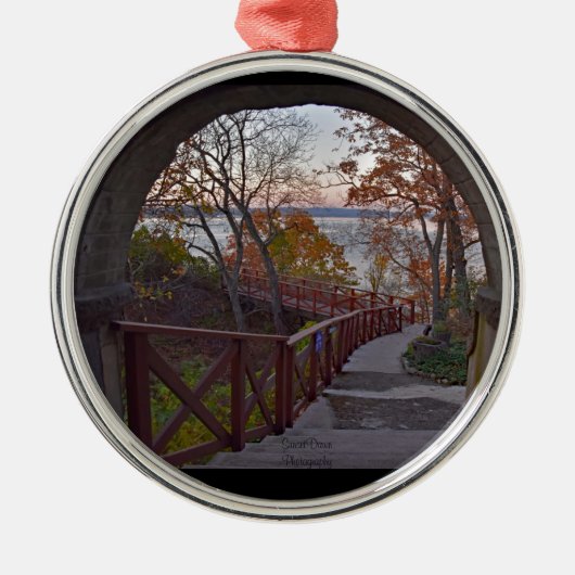 ビューザバナーマンレジデンス メタルオーナメント (正面)