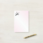 ビューティシャンデザインピンク ポストイット (デスク上)