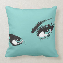 ビューティフルアイズ装飾用クッション