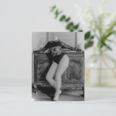 ビューティフルアウトドアB&Wランジェリー ポストカード (スタンド正面)