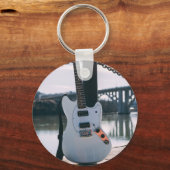 ビューティフルバスギター キーホルダー (正面)
