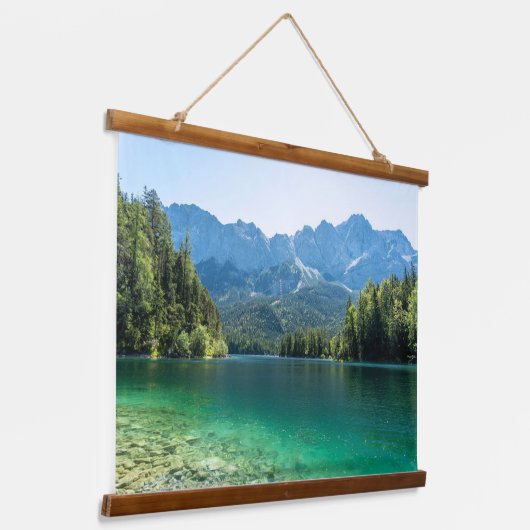 ビューティフルレイクエイブゼバイエルアルプスドイツ 吊り下げ型タペストリー (傾斜あり)