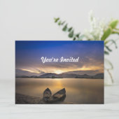 ビューティフルロウボートウォーターサンライズフォト誕生日 招待状 (スタンド正面)