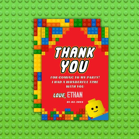 ビルディングブロックの誕生日楽しいカラフルな子供たち サンキューカード