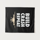 ビルド クラッシュ リピート ドローン タペストリー (正面(横))