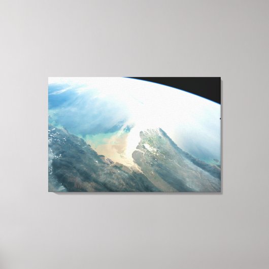 ビルマ（ミャンマー）のイラワディ川デルタ。 キャンバスプリント (正面)