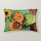 ビンセント・ヴァン・ゴッホによる花瓶の三つのひまわり アクセントクッション (正面)