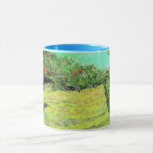 ビンセント・ヴァン・ゴッホの公共公園の陽光に満ちた芝生 マグカップ (中央)