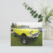 ビンテージカーの大型タイヤ ポストカード (スタンド正面)