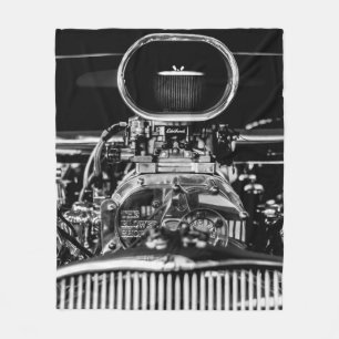 ビンテージカーエンジンのグレースケール撮影 フリースブランケット